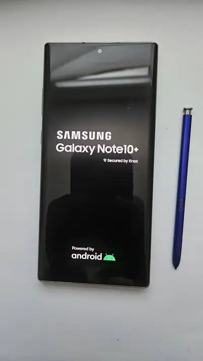 Je vends mon Samsung Galaxy Note 10 Plus 256 Go, en état comme neuf, déverrouillé, prêt à l’usage. U...