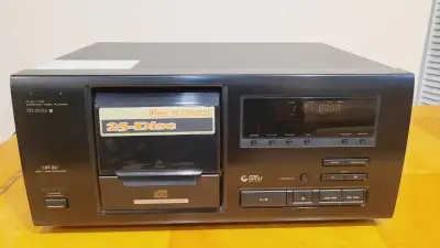 Pioneer PD-F506 File Type 25-disc cd player, View more