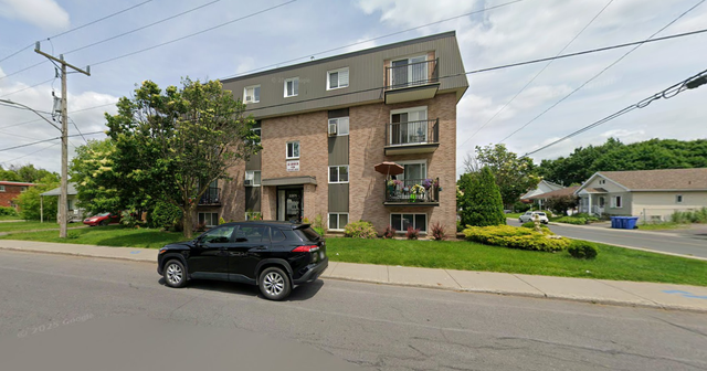 3 ½ au 2201 rue Lavallee Longueuil