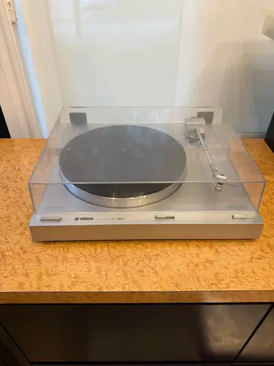 Yamaha P-350 Turntable Record Player, View more