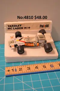 Yardley McLaren M-19 auto de course 1:25
