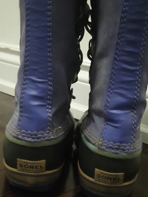 Sorel boot in Women's - Shoes in City of Toronto - Image 3
