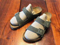 New Birkenstock Arizona Sandals - Size 46EU