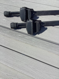Roof Rack - Thule 55” crossbars with locks