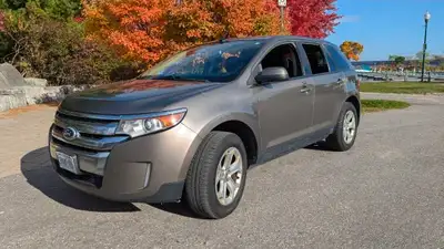 Selling my 2013 Ford Edge SEL AWD, a reliable and comfortable SUV that's ready for any adventure. Th...
