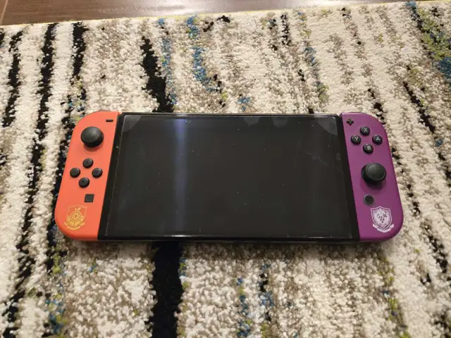 Nintendo Switch OLED modded in Nintendo Switch in Laval / North Shore - Image 5
