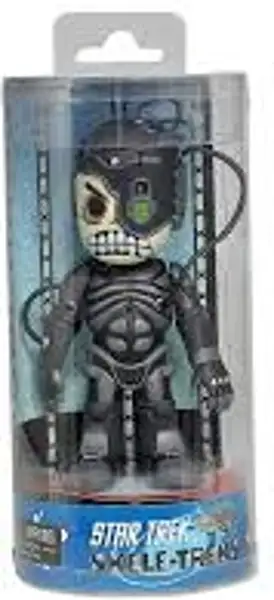 NECA Star Trek Skele-Treks Borg Kirk Klingon Set Of 3 Action Fig in Toys & Games in Hamilton - Image 2