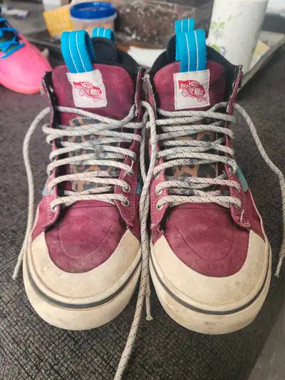 Vans high tops size 7.0 mens, View more