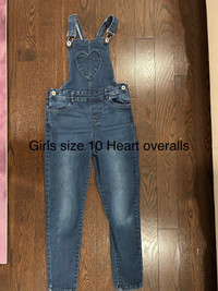  Excellent condition girls size 10 heart overalls by George 