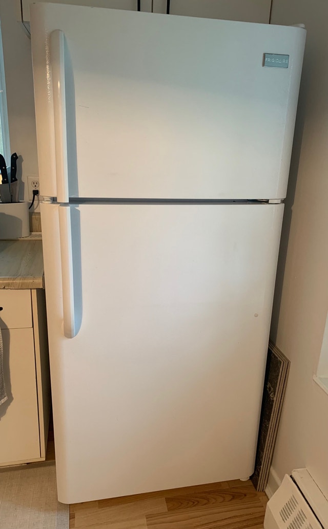 4 Électroménagers usagés à vendre 600 Laveuses et sécheuses Ville