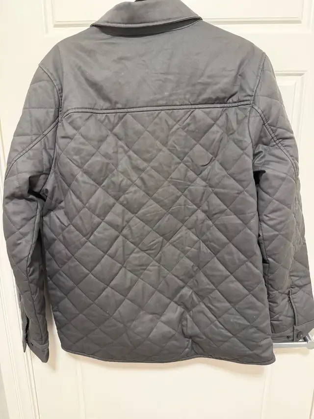Stormtech Quilted Jacket Men’s Large Grey in Men's in Edmonton - Image 3