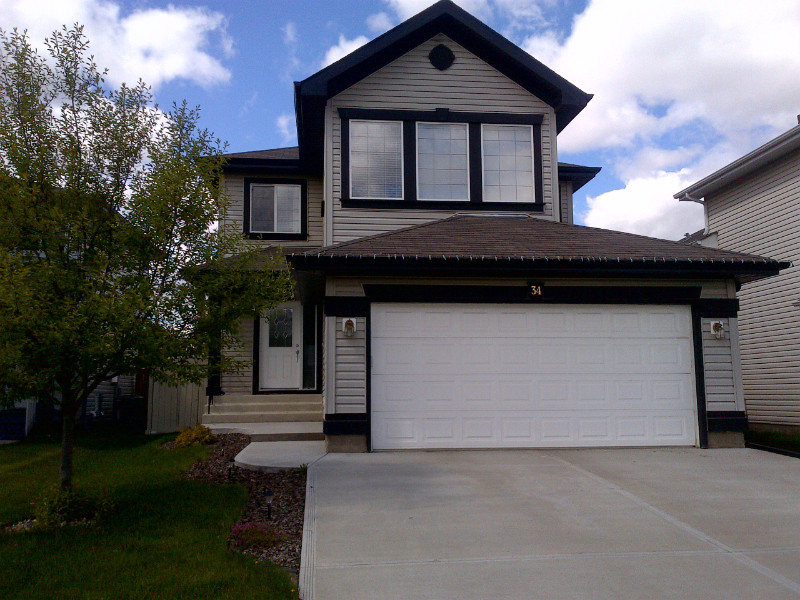 3 bedroom family house for rent in St Albert Long Term Rentals St
