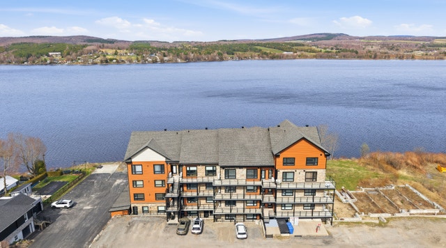 Condo clé en main Lac William — photo 1