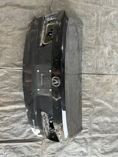 We have a used 2015-2020 Acura TLX Trunklid without Spoiler in good overall condition. $500 firm tai...