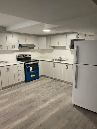 Basement 1 Shared Room for Student Girl Mississauga