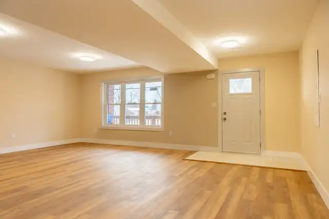 6 Beds 3 Baths House - Rent per Room ($800)