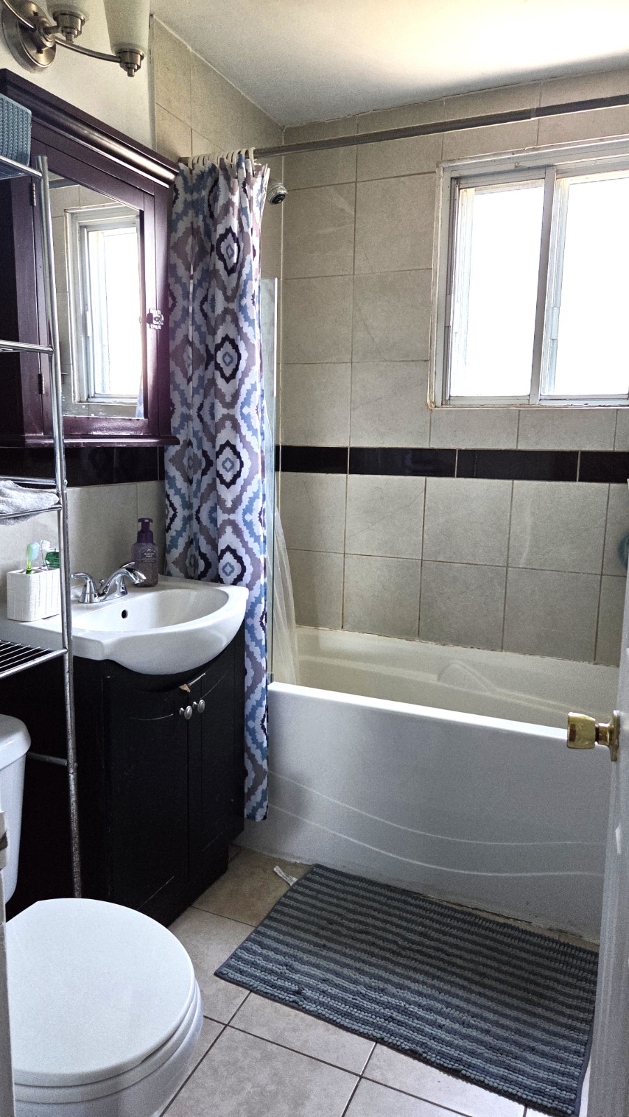 4.5 a louer/4.5 to Rent St-Michel Octobre — photo 3