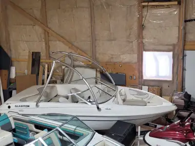 Great boat 17' Glastron MX 175 with trailer. Open bow, 135 hp inboard Located in Chaplin.