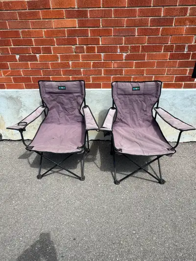 Decent condition. A little faded but work well. Pickup Keele and Wilson.
