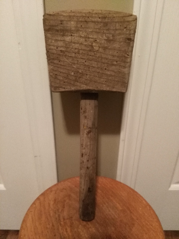 Antique All Original 15" Lg Oak Woodworking Carpenter's Mallet w in Arts & Collectibles in Sunshine Coast - Image 2