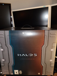 Halo 5 Collectors edition XBOX360 XBOX 360 with figure BNIB