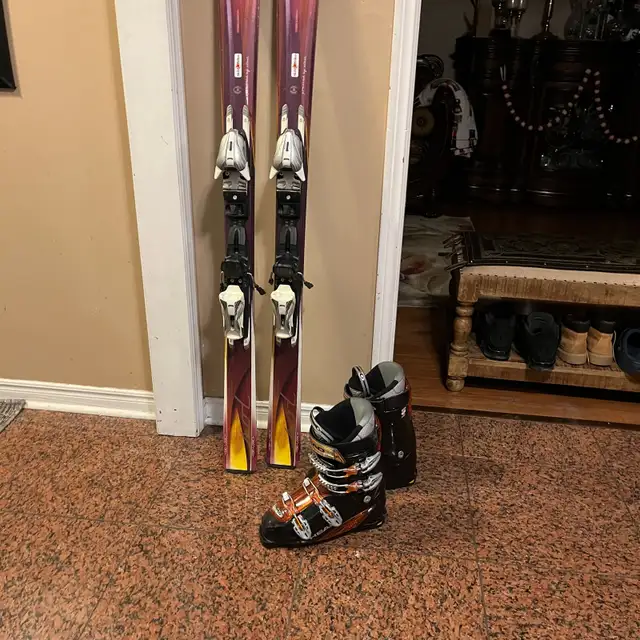 158 Volki ski with boots  in Ski in Markham / York Region - Image 3