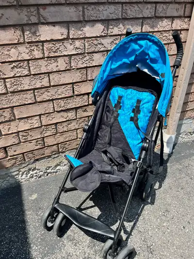 Rarely used. Perfect for travelling. Folds easily and has a carrying strap. $80 Pick up Mavis and Br...