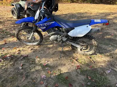 Yamaha 2019 125 TTR Runs smooth, starts up right away. Contact for more details