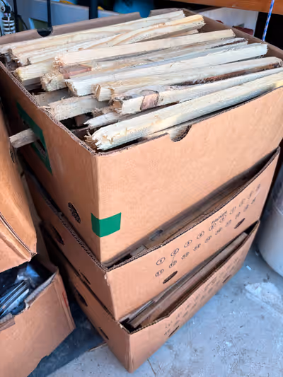 One full box of kindling stick plus 18pack of egg crate starter. Box is a banana box size 9inch x 15...