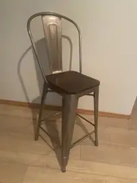 4 Metal/Wood Counter Height Chairs