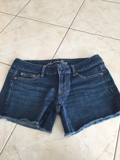 American Eagle-Short, View more