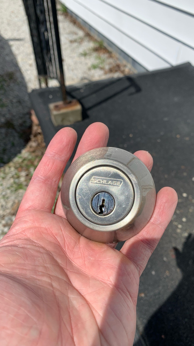 Free Deadbolt in Free Stuff in Chatham-Kent