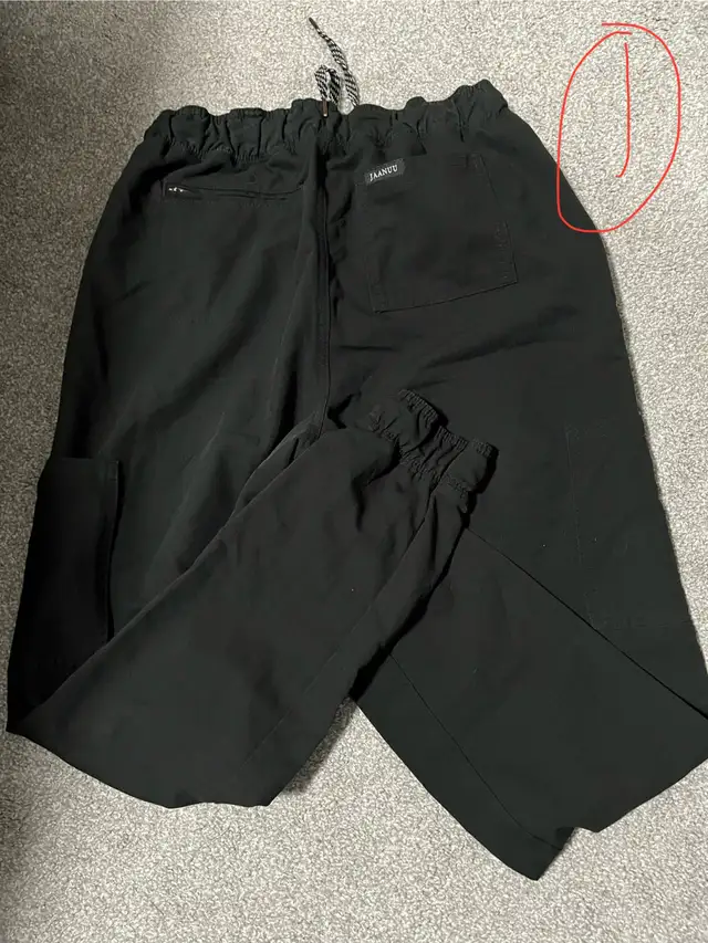 Jaanuu Scrubs Size S-M ( Regular and Petitie Length) in Women's - Other in Edmonton - Image 3