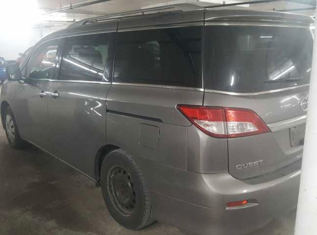Nissan Quest 2011 in Cars & Trucks in City of Toronto - Image 2