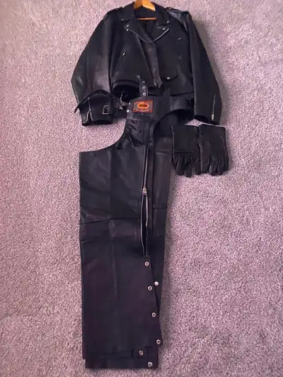 Sold motorcycle selling a nice heavy jacket XL in size great deal $100 new chaps great deal $40
