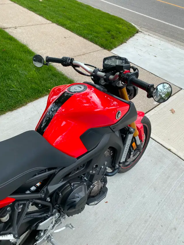 2014 Yamaha FZ-09 in Street, Cruisers & Choppers in Mississauga / Peel Region - Image 6