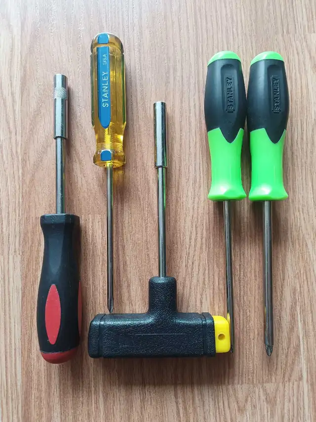 Paint Rollers, Screwdrivers65048394282753121