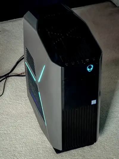 Alienware Aurora R7 - i7-8700K / 16GB RAM / Dual GTX 1080 SL, View more