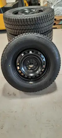 Winter snow tires 225/65/R16