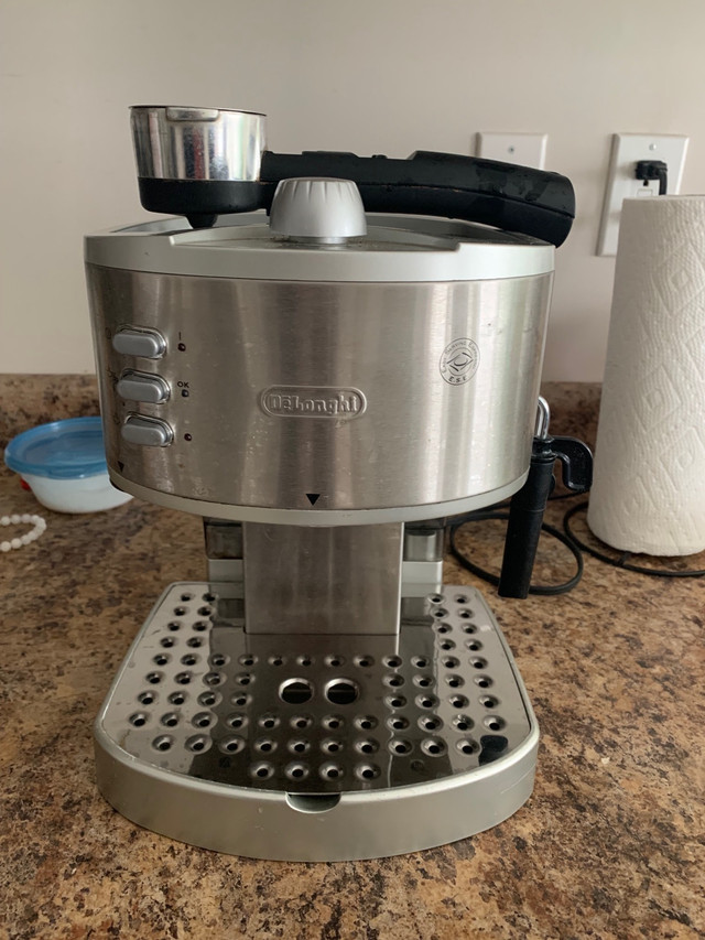 DeLonghi EC330 Espresso Machine | Coffee Makers | Hamilton | Kijiji
