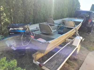 Large 16' Lowe Fishing boat. Garage kept, zero rust, zero leaks and just cleaned. 25 Horsepower 2 st...