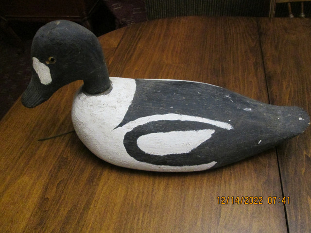 antique primitive wood carved decoy in Arts & Collectibles in Ottawa