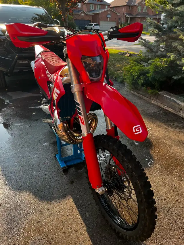 2023 GasGas EC250 TPI in Dirt Bikes & Motocross in Markham / York Region - Image 5