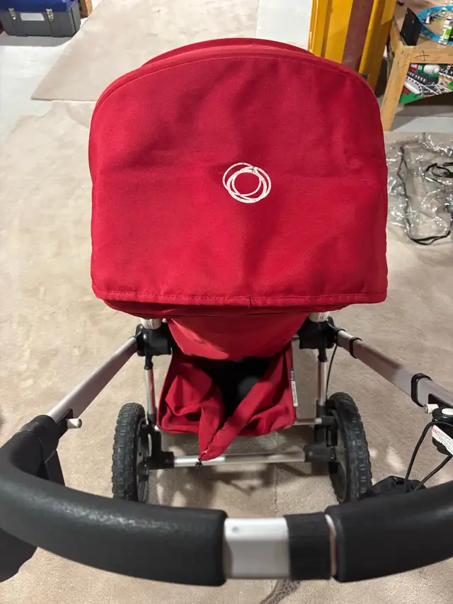 bugaboo frog stroller - red  in Strollers, Carriers & Car Seats in Markham / York Region - Image 5