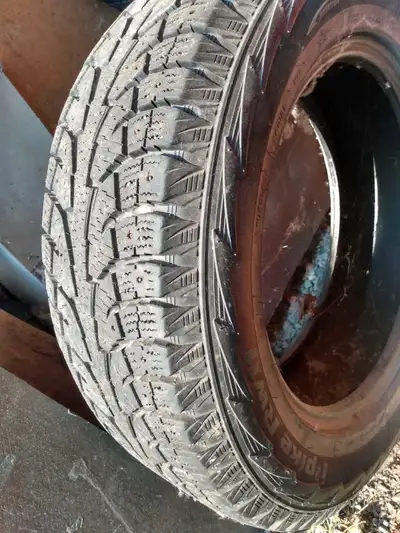 265 x70x17 wg Winter's studed75psr ent call25099# 2509927568. Alsomt90b16. Wide whitewall 2yeard Old...