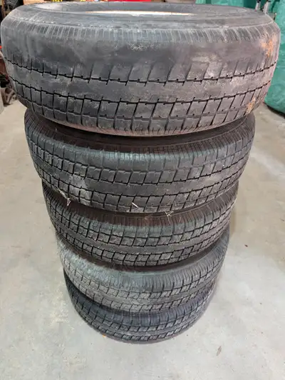 Qty 5, 2019 Castle Rock ST226 trailer tires with 6 bolt rims. Tire size: ST225/75R15. 8 ply, Load ra...