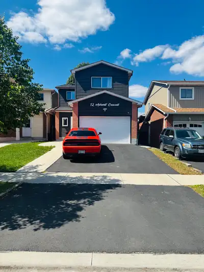 A Fully furnished private room is available Beautiful bright upper unit in a detached house at Bovai...