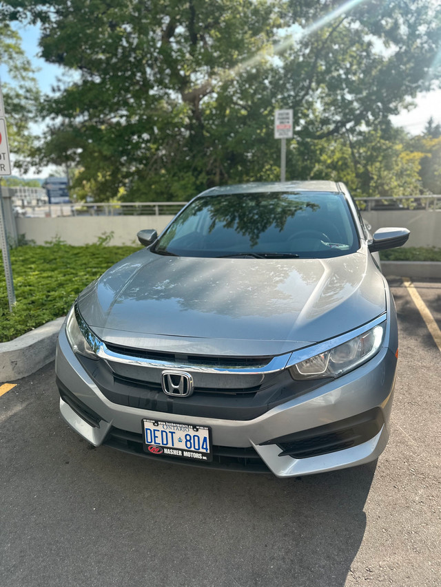 Honda Civic 2016 in Cars & Trucks in Hamilton