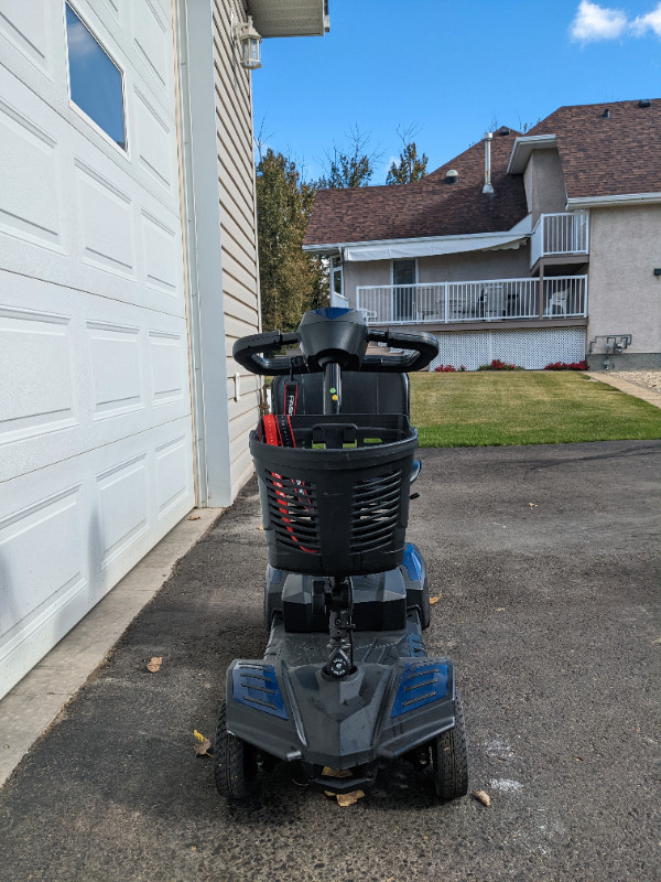Scout Fold-Up Portable Mobility Scooter for Sale in Other in Red Deer - Image 2