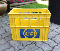 Vintage PEPSI Bottle CRATE ~ Yellow Case